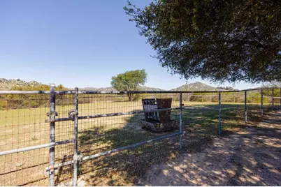 10204 Mount Olympus Valley Rd Road, Fallbrook, CA 92028 - Photo 38