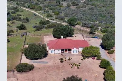 10204 Mount Olympus Valley Rd Road, Fallbrook, CA 92028 - Photo 2