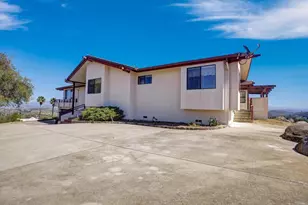 10549 Cerveza Dr, Escondido, CA 92026 - Photo 4