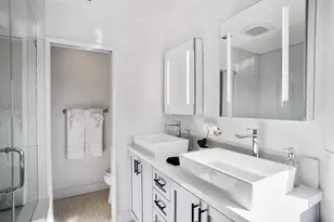 2475 Manchester Ave, Cardiff by the Sea, CA 92007 - Photo 16