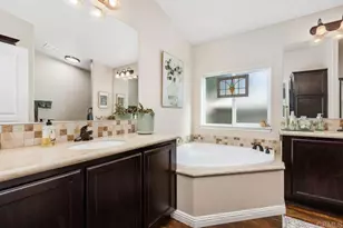 8975 Lawrence Welk Dr, Escondido, CA 92026 - Photo 32