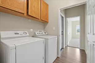 241 Del Mesa St, Oceanside, CA 92058 - Photo 22