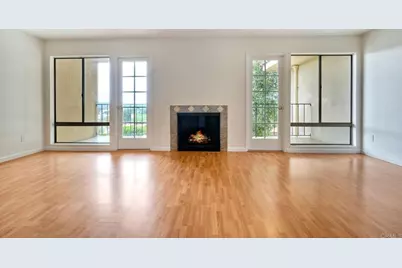 2251 Altisma Way #202, Carlsbad, CA 92009 - Photo 8