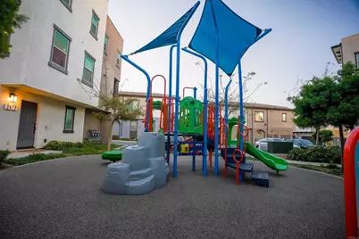 2137 Solara Lane, Vista, CA 92081 - Photo 24