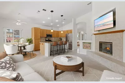 8899 Tobira Drive, Escondido, CA 92026 - Photo 12