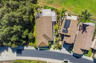 8899 Tobira Dr, Escondido, CA 92026 - Photo 34