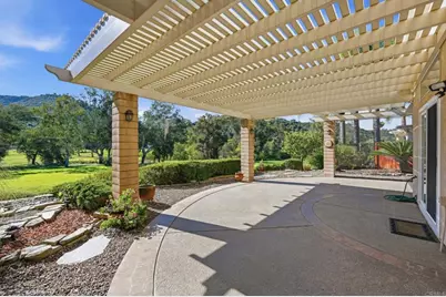 8899 Tobira Drive, Escondido, CA 92026 - Photo 4