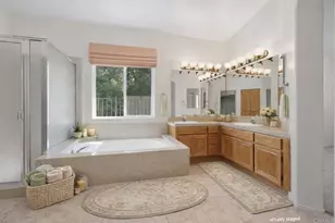 8899 Tobira Dr, Escondido, CA 92026 - Photo 20