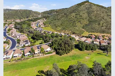 8899 Tobira Drive, Escondido, CA 92026 - Photo 38