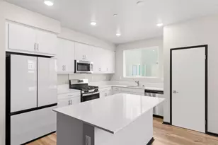5284 Beachfront Cove Street, San Diego, CA 92154 - Photo 2