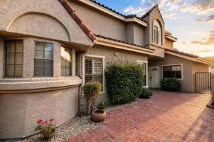 28766 Vista Valley Dr, Vista, CA 92084 - Photo 2