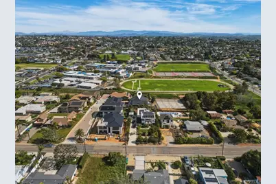 3780 82 Highland Dr., Carlsbad, CA 92008 - Photo 10