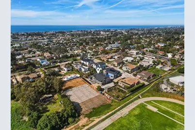 3780 82 Highland Dr., Carlsbad, CA 92008 - Photo 6