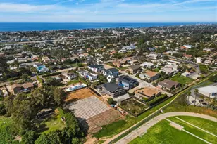 3780 82 Highland Dr, Carlsbad, CA 92008 - Photo 6