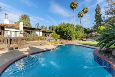 1305 Scenic Dr, Escondido, CA 92029 - Photo 42