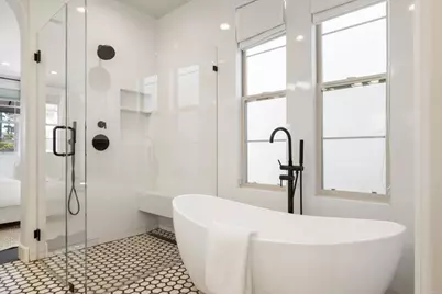 2124 Historic Decatur Rd, San Diego, CA 92106 - Photo 20