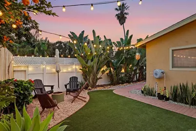 102 Magdalena Drive, Oceanside, CA 92057 - Photo 2