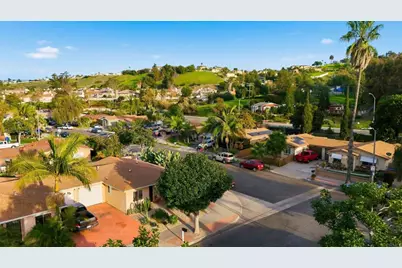 102 Magdalena Drive, Oceanside, CA 92057 - Photo 32