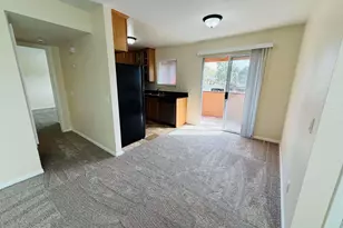 525 Calle Montecito, Oceanside, CA 92057 - Photo 2