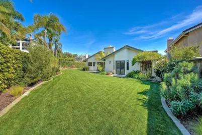 1011 Monterey Vista Way, Encinitas, CA 92024 - Photo 2