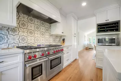 1011 Monterey Vista Way, Encinitas, CA 92024 - Photo 8