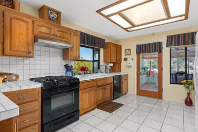 2394 Vista Grande, Vista, CA 92084 - Photo 14