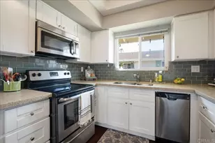 3685 Vista Campana, Oceanside, CA 92057 - Photo 8