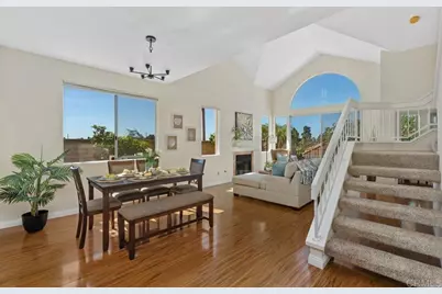 2478 Eagle Crest Ln, Vista, CA 92081 - Photo 8