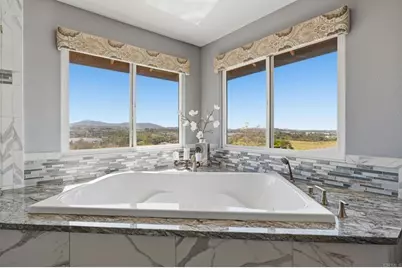 2525 Dundee Way, Vista, CA 92081 - Photo 28