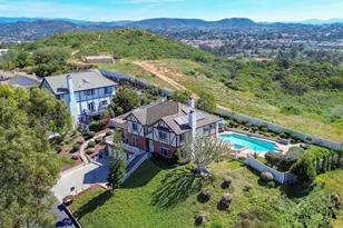 2525 Dundee Way, Vista, CA 92081 - Photo 2