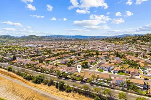 29324 Wagon Creek Ln, Menifee, CA 92584 - Photo 6