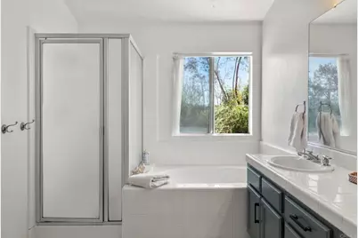 32147 Corte Florecita, Temecula, CA 92592 - Photo 10