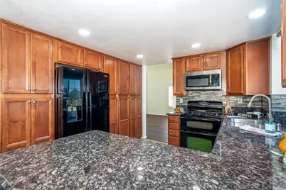 8482 Mesa Heights Road, Santee, CA 92071 - Photo 16