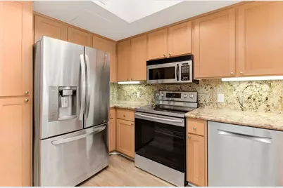 2400 5th Ave #339, San Diego, CA 92101 - Photo 10