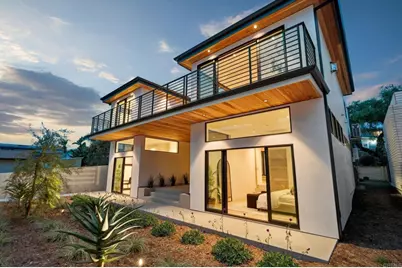 2052 Montgomery Avenue, Cardiff by the Sea, CA 92007 - Photo 8