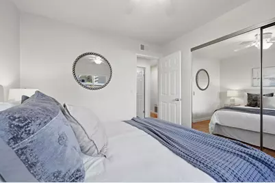 7945 Calle Madrid, Carlsbad, CA 92009 - Photo 22