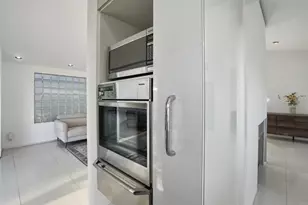 5628 Linda Rosa, La Jolla, CA 92037 - Photo 24