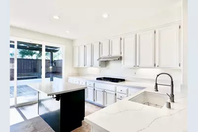 5155 Via Seville, Oceanside, CA 92056 - Photo 8