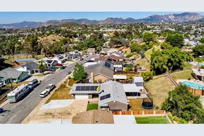 8653 Via Del Luz, El Cajon, CA 92021 - Photo 6