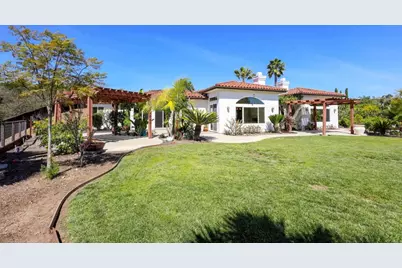 2353 Buena Creek Trail, Vista, CA 92084 - Photo 12