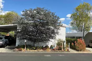 525 W El Norte Pkwy, Escondido, CA 92026 - Photo 2