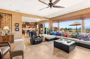 7090 Corintia St, Carlsbad, CA 92009 - Photo 4