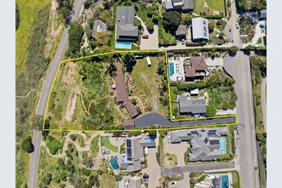 1355 Rainbow Ridge Lane, Encinitas, CA 92024 - Photo 2