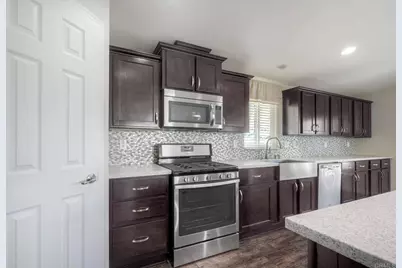 525 W El Norte Parkway #214, Escondido, CA 92026 - Photo 16