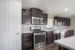 525 W El Norte Parkway, Escondido, CA 92026 - Photo 16