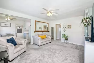 520 Starling Dr, Vista, CA 92083 - Photo 2