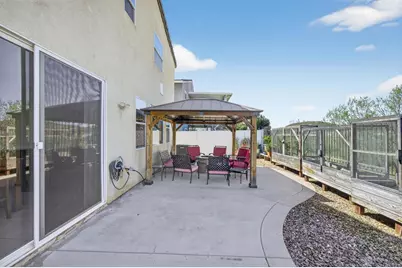 32492 Safflower Street, Winchester, CA 92596 - Photo 14