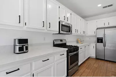 27636 Brentstone Way, Murrieta, CA 92563 - Photo 12