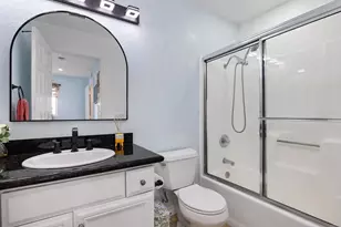 5034 Los Morros Way, Oceanside, CA 92057 - Photo 18