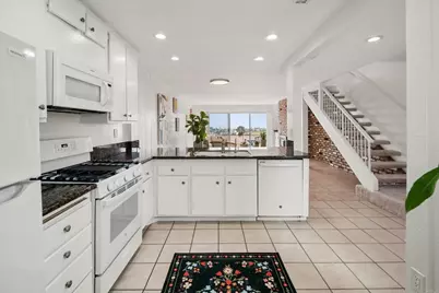 6779 Heath Court, Carlsbad, CA 92011 - Photo 8